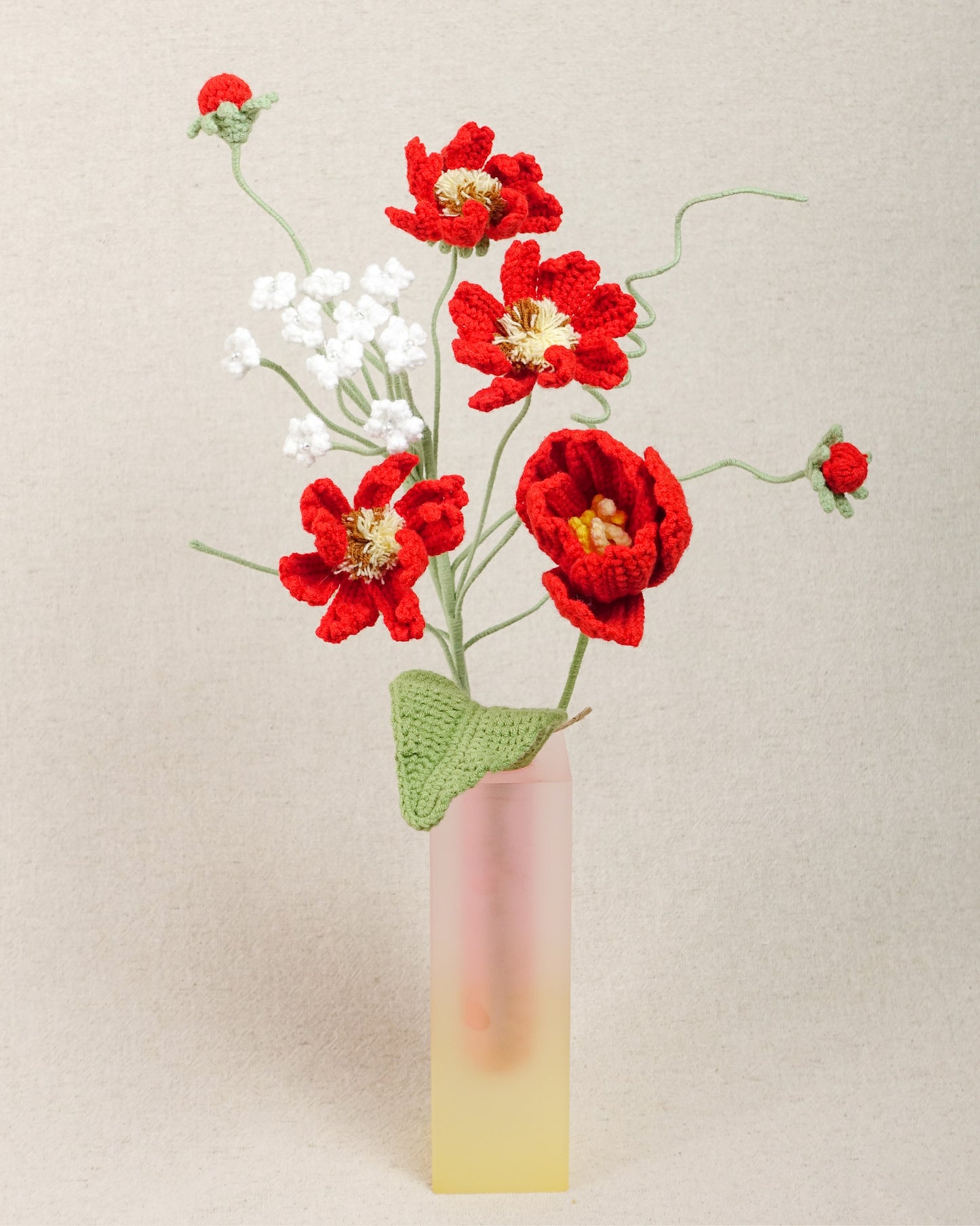 Mini Bouquet – Red & Pink Palette
