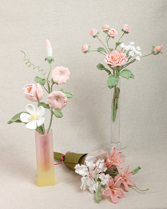 Mini Bouquet – Soft Pink Palette